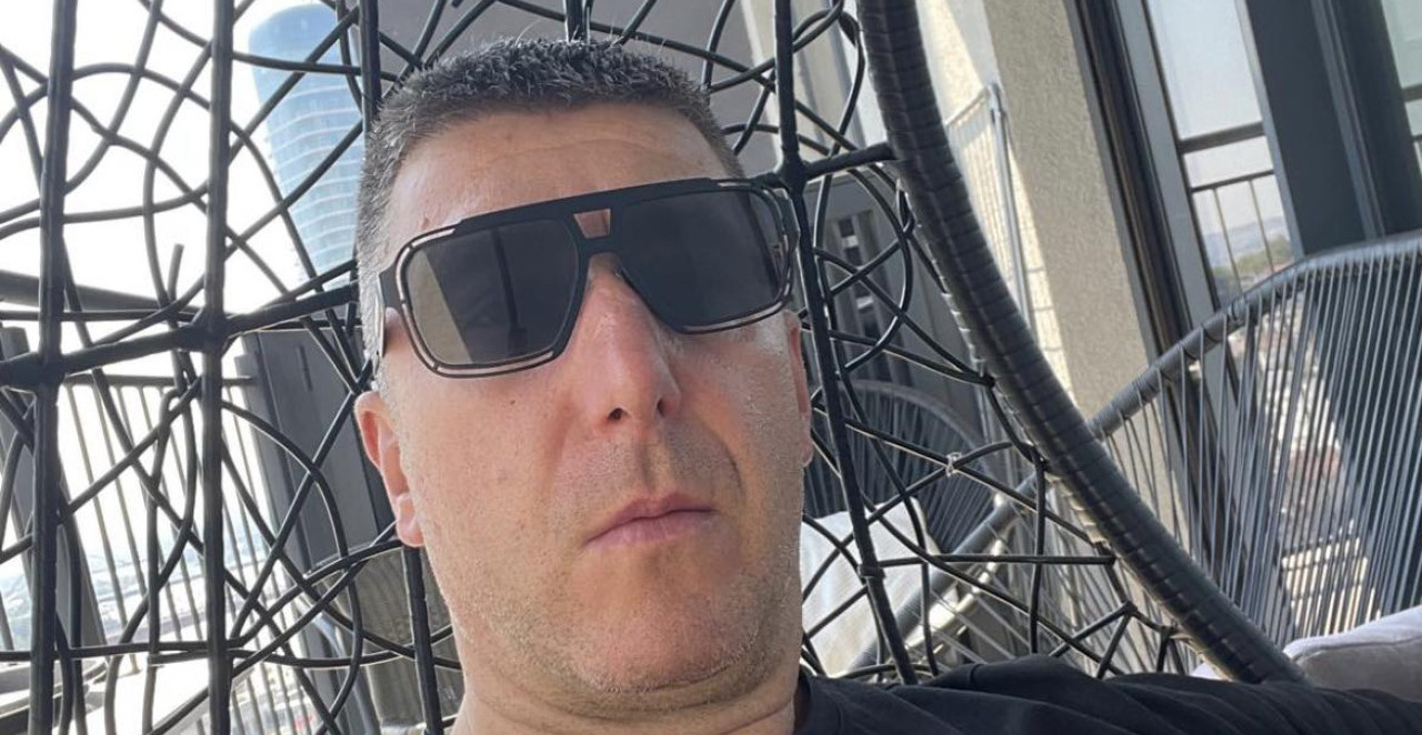 KO JE NIKOLA DRAGOJLOVIĆ SOVA ČIJI JE LOKAL GOREO U BEOGRADU Debeo dosije i žestok krimi život bivšeg muža Kaje Ostojić (FOTO)