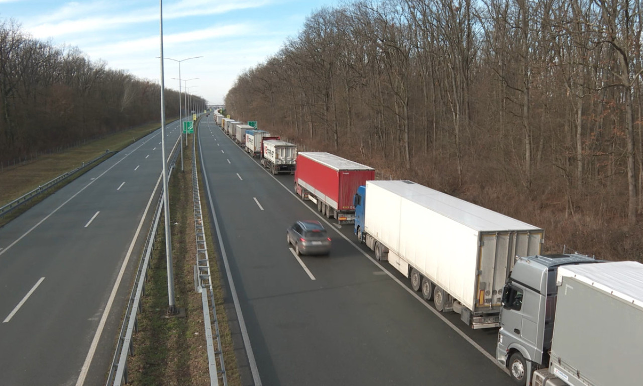 KOLAPS NA IZLAZU IZ SRBIJE! Kamioni na čekaju pet sati, a evo kakvo je stanje na putevima