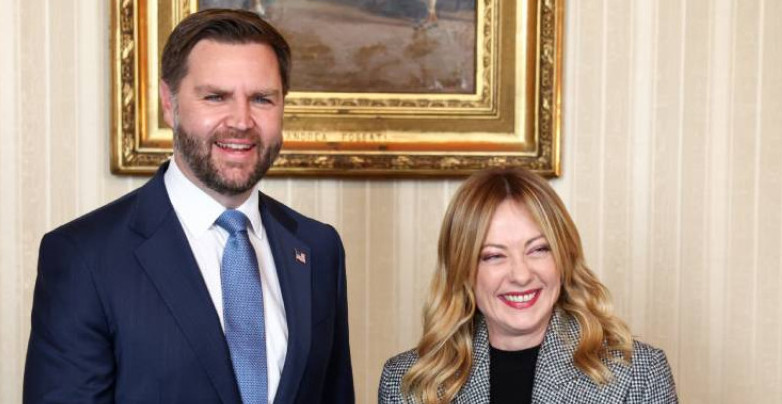 DŽEJ DI VENS STIGAO U MILANO: Meloni ga ugostila uz najviše počasti, a Makronov nedolazak podgrejao sumnje – „Laž je da bežim od potpredsednika SAD!“