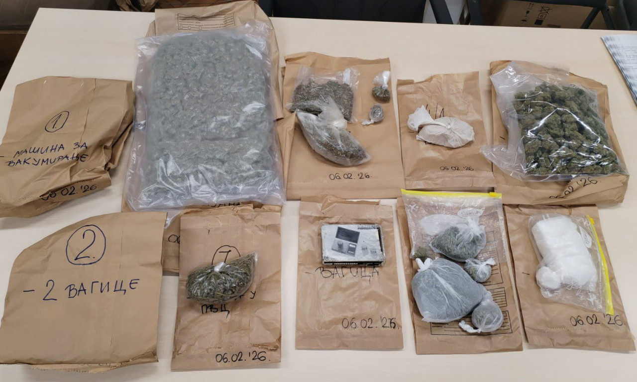 VELIKA AKCIJA U NIŠU: Pali dileri, policajci ostali u šoku kad su pretresli stan, evo šta su sve pronašli (FOTO)