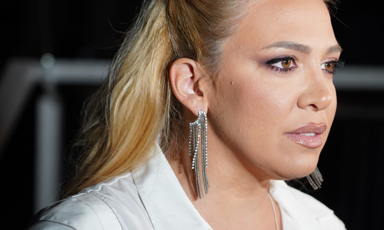 MILICA TODOROVIĆ IZAŠLA IZ PORODILIŠTA! Evo sa kim je napustila bolnicu