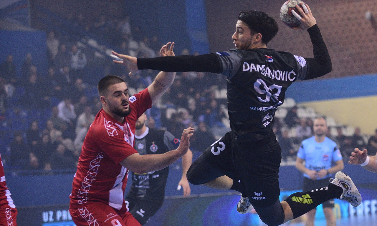 RUKOMETNI DERBI PRIPAO PARTIZANU Crvena zvezda na 10. poziciji, crno-beli jure titulu (FOTO)