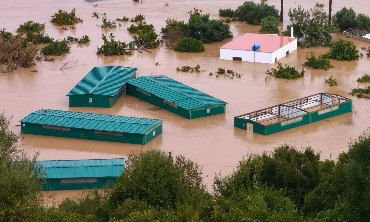 IMA MRTVIH! OLUJA MARTA POTOPILA ŠPANIJU Poplave širom zemlje, prizori su stravični (FOTO)