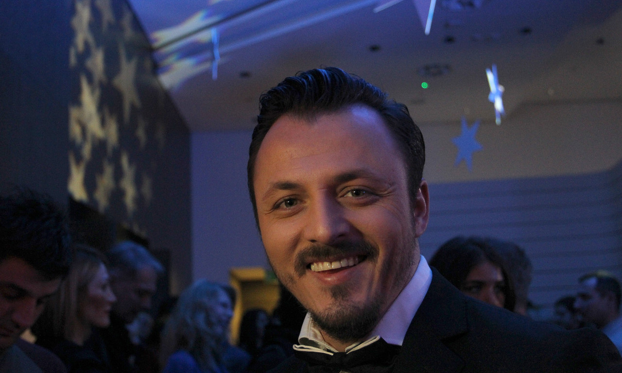 NAKON OTMICE DANIEL KAJMAKOSKI U "POTERI" Pojavilo se pitanje o pevaču koji je kidnapovan pre dva dana (FOTO)