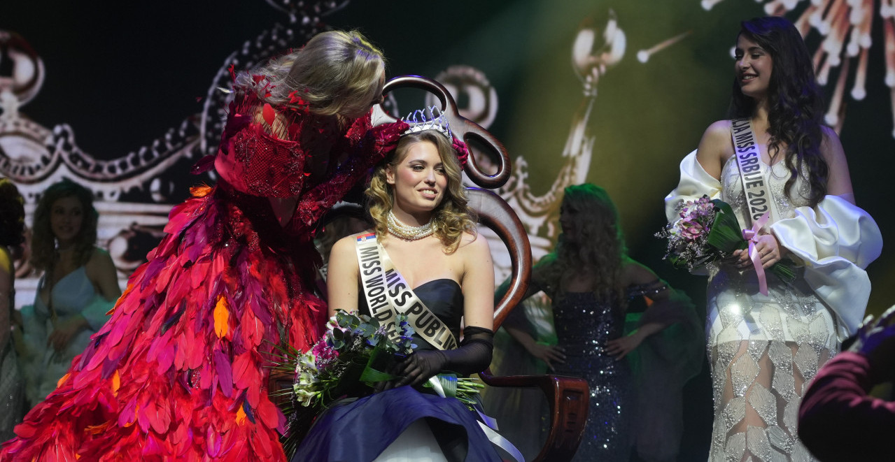 SIMONA JE NOVA MIS SRBIJE! Novosađanka proglašena najlepšom Srpkinjom, a evo šta znamo o njoj (FOTO)