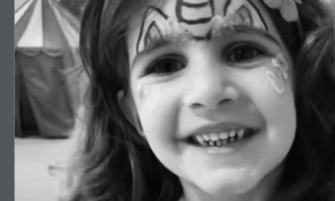 SRBIJA SE VEČERAS OPRAŠTA OD MALE EME (4) U Čačku odavanje počasti devojčici preminuloj nakon rutinske operacije