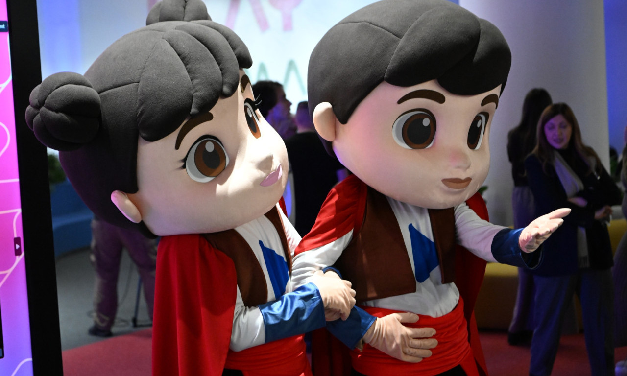 DOGAĐAJ KOJI JE SRBIJA ČEKALA! Maskote Rastko i Milica predstavljene uživo u Ekspo Plejgraundu (FOTO/VIDEO)