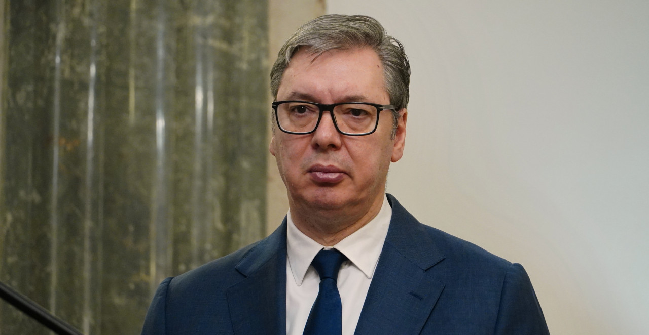 STRAŠAN SKANDAL TRESE DRŽAVU! Vučić besan na Vladu Srbije: Poslali mu plan koji je pisala veštačka inteligencija