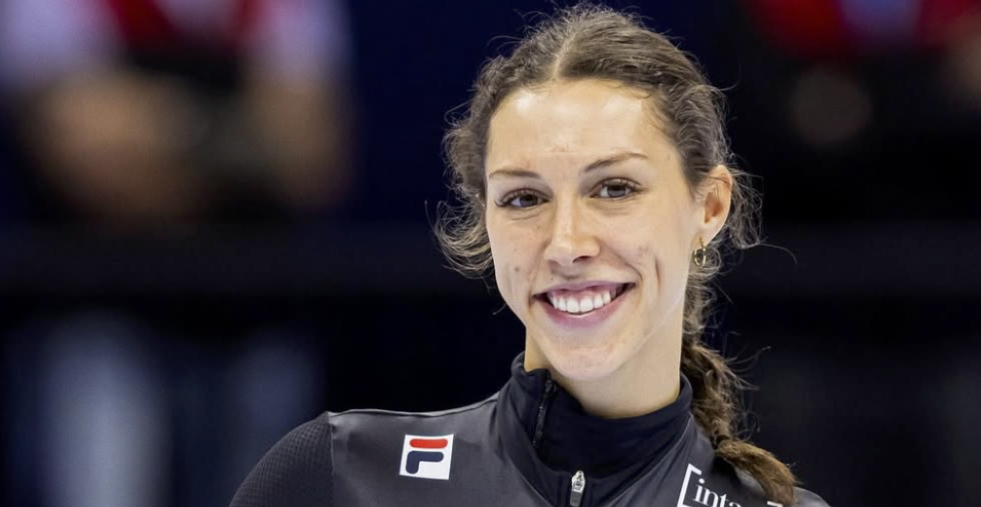 ROĐENA BEZ TRI PRSTA, PROŠLA GOLGOTU DEPRESIJE, PA UZELA MEDALJU... Ona je najveća heroina Olimpijskih igara 2026.