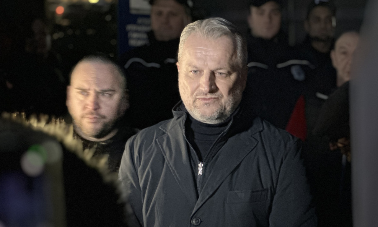 DEJAN DABIĆ NAPUSTIO FUNKCIJU DIREKTORA BOLNICE Evo šta kažu Čačani posle smrti devojčice Eme (4)