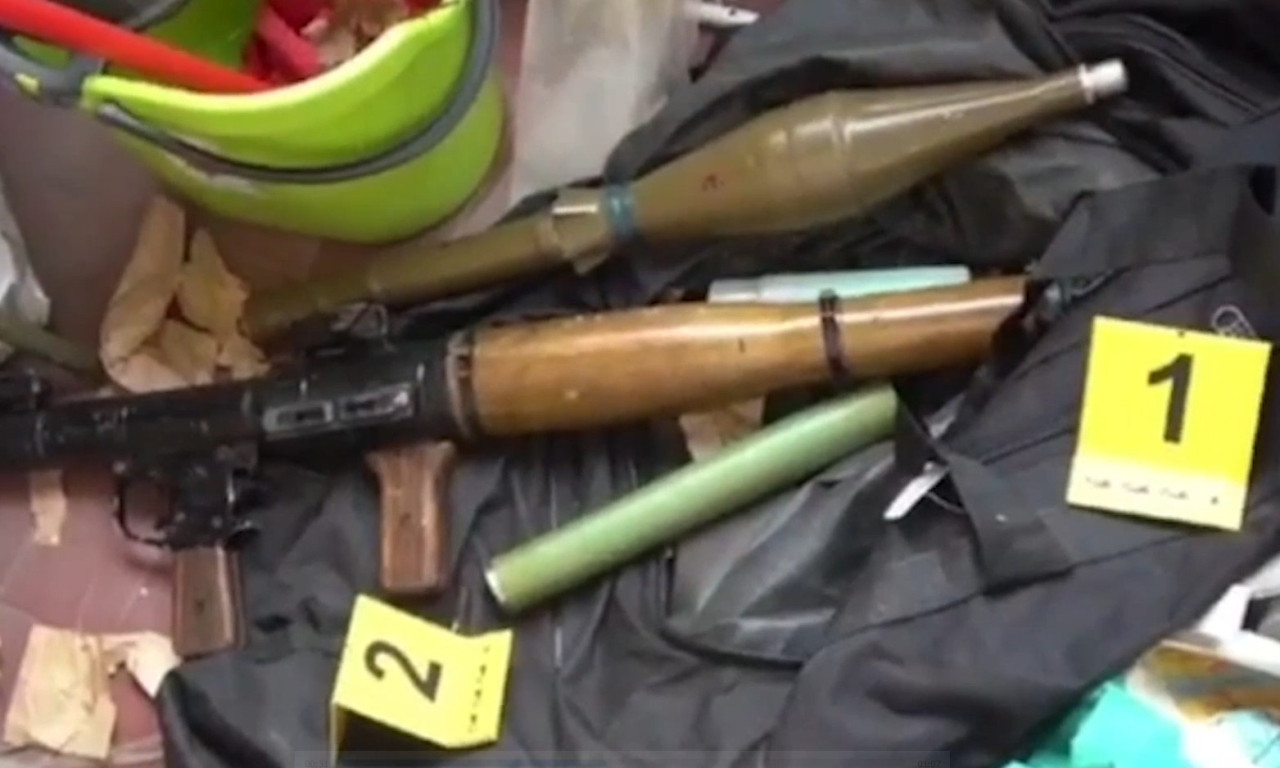 VELIKA AKCIJA MUP U BEOGRADU Oglasio se Dačić, droga i oružje pronađeni kod uhapšenih - pogledajte kako su "pali" (VIDEO)