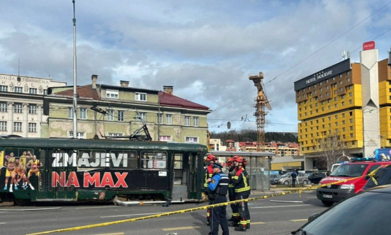 NAROD GINE, A KAMERE NE RADE! Skandal trese Sarajevo: Snimak tramvaja smrti ne postoji, sistem "crkao" pre tri meseca