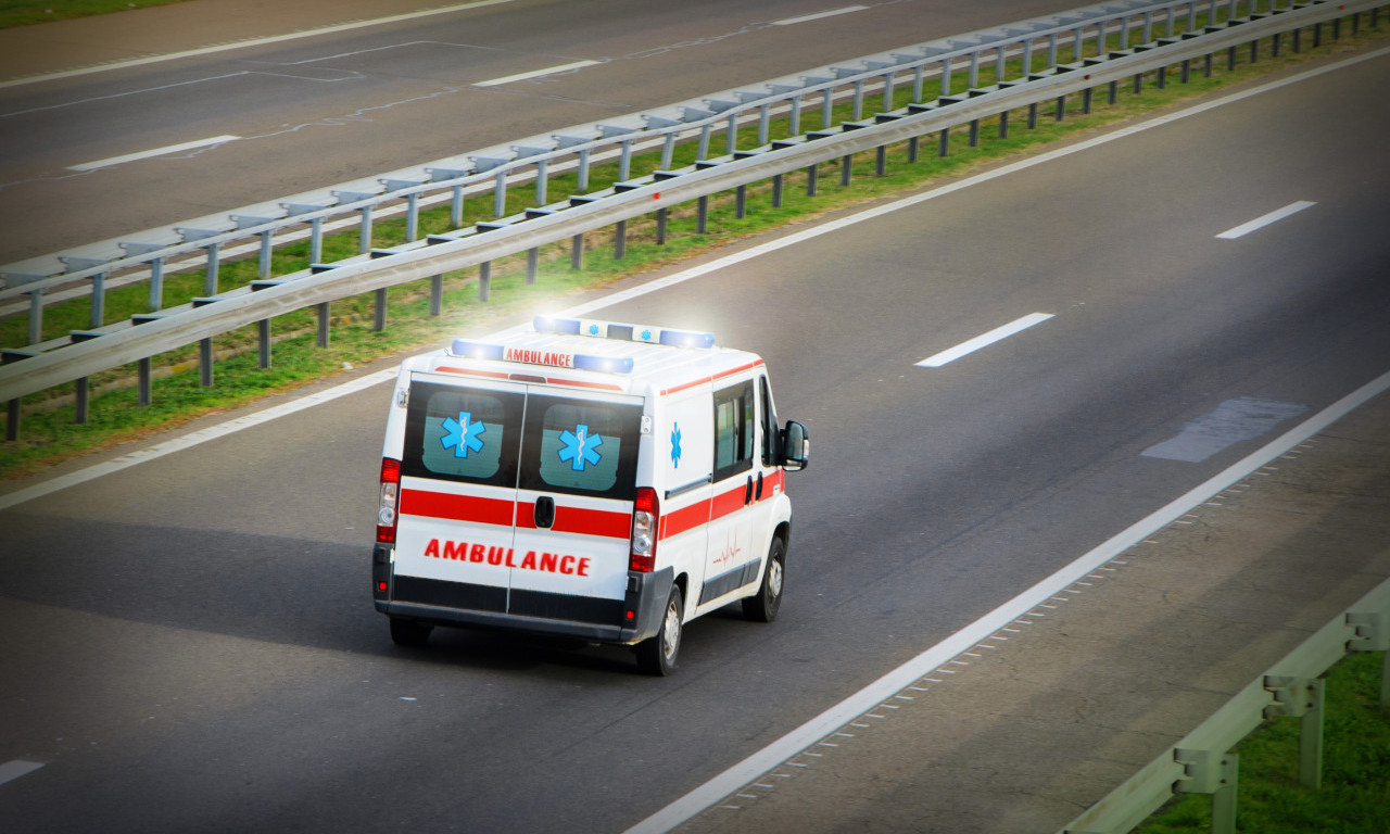 TEŠKA NESREĆA U MESTU OPOVO KOD PANČEVA: Jedna osoba poginula, a druga je povređena