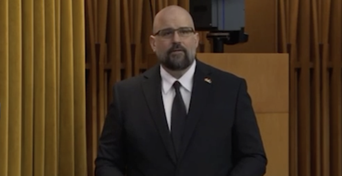 REČI SRBINA ODJEKNULE USRED KANADE Ko je Nenad koji je poslao snažnu poruku o Sretenju u Parlamentu? (VIDEO)