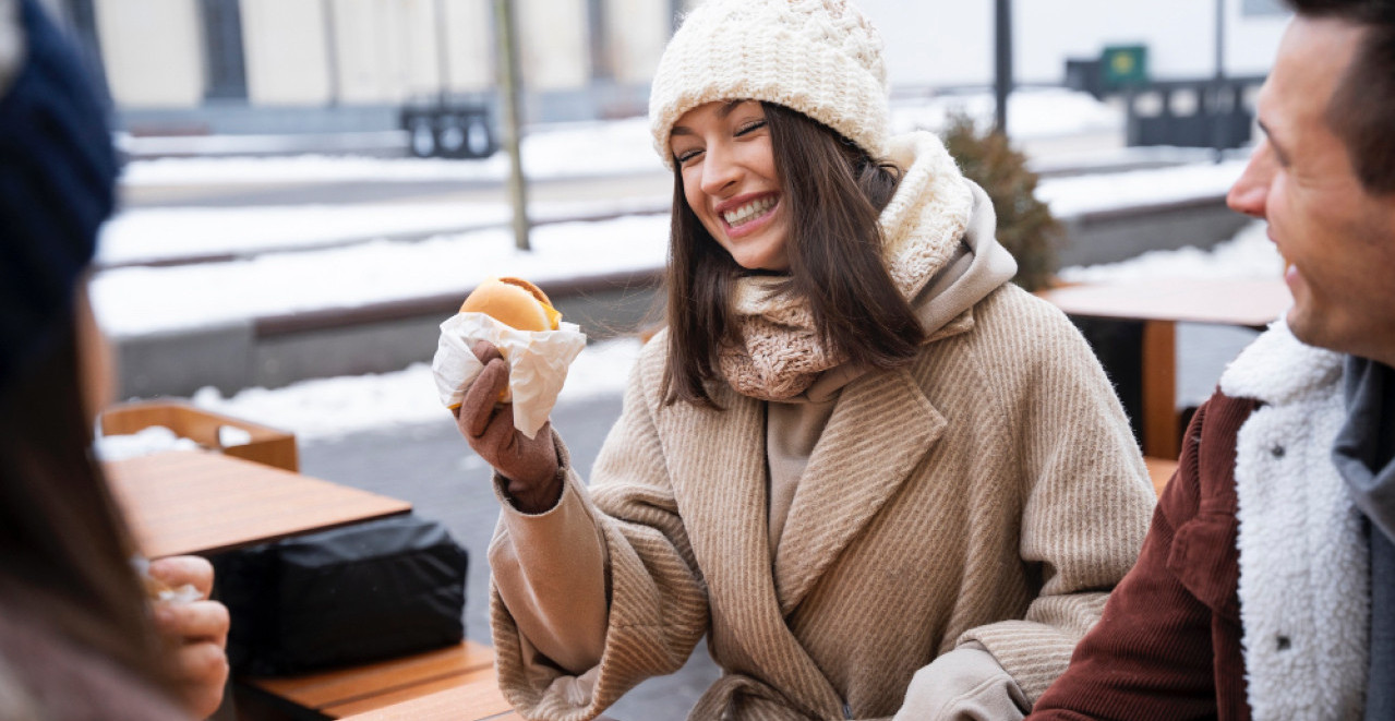 PICA 8, KAFA 3 EVRA... U restoranima na Olimpijskim igrama u Milanu jeftinije nego u Beogradu! Pogledajte cene...