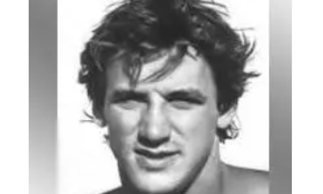 PREMINUO LEGENDARNI GORAN SUKNO