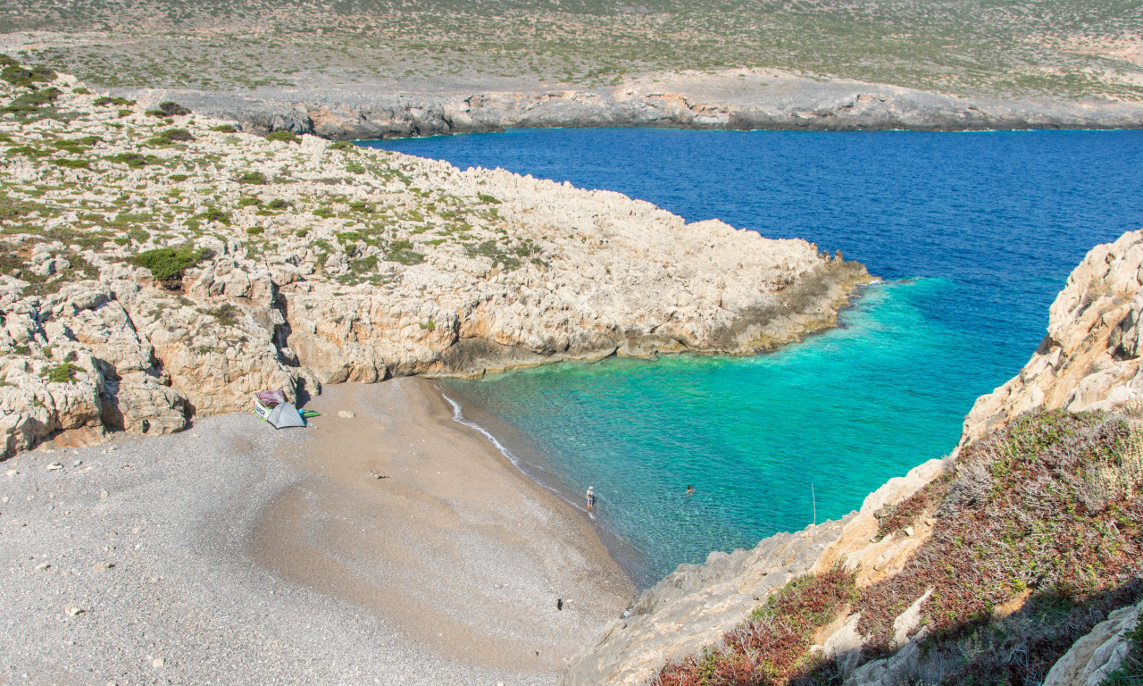 DA LI BISTE ŽIVELI OVDE?! Ostrvo traži nove stanovnike: Nudi kuću, 18.000 evra... (FOTO)