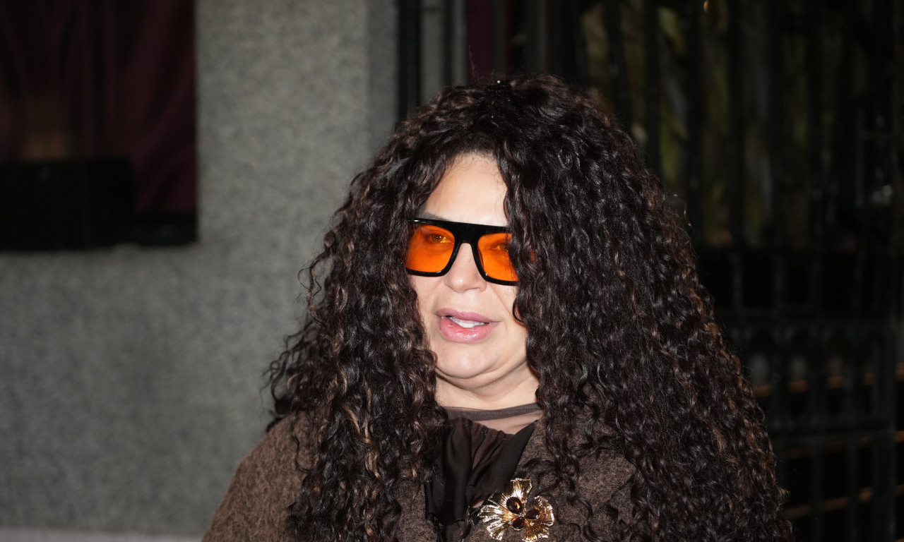 "NAPUŠTAM PEVANJE" Stoja rešila da se povuče iz posla, otkrila sve detalje (VIDEO)