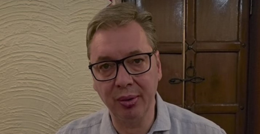 "LJUTA HRANA, A JA SE PRAVIM...! Javio se Vučić iz Indije, pa objasnio šta ga sve čeka (VIDEO)