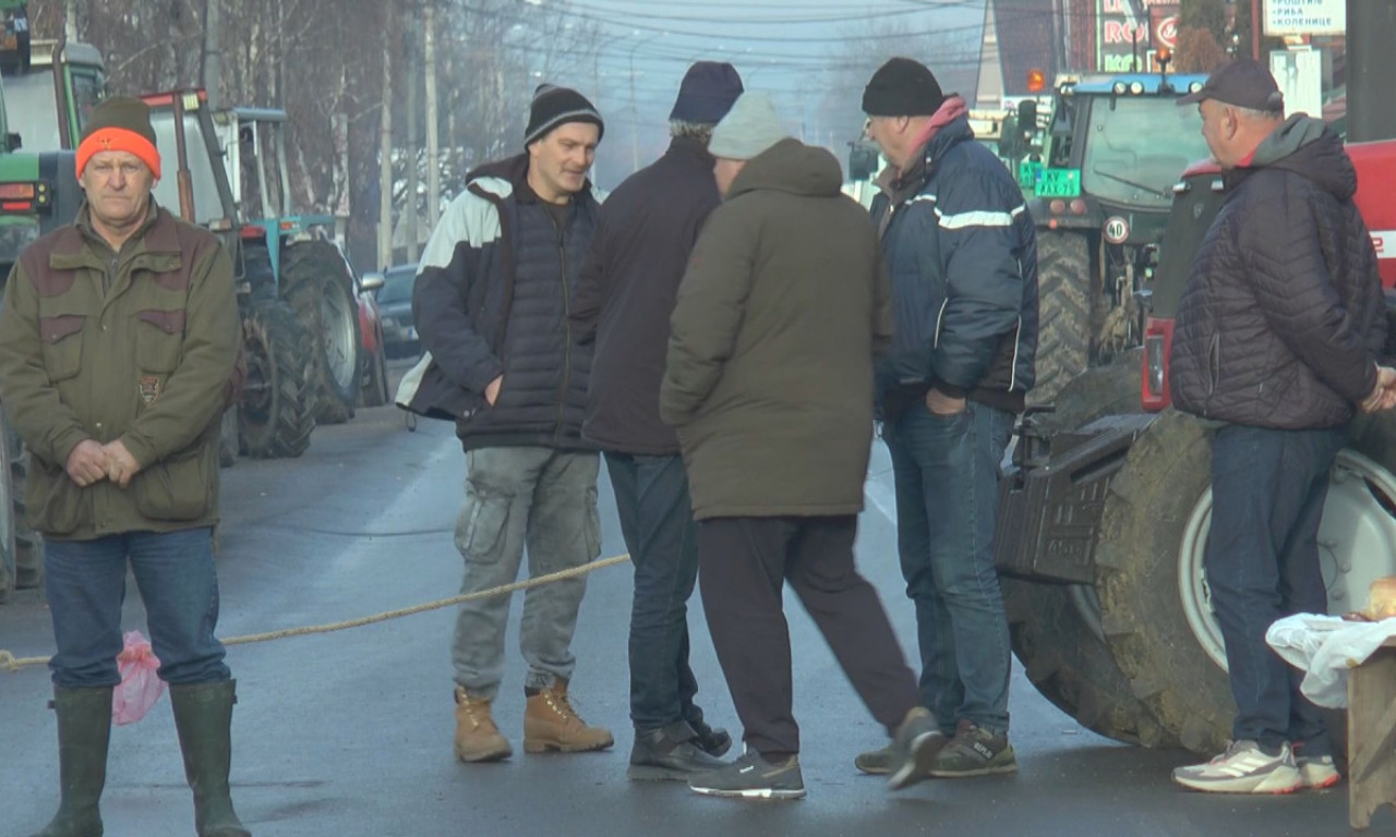 SAOBRAĆAJNI KOLAPS NA IBARSKOJ! Osmi dana blokade poljoprivrednika, vozači očajni - danas šest sati bez prolaza