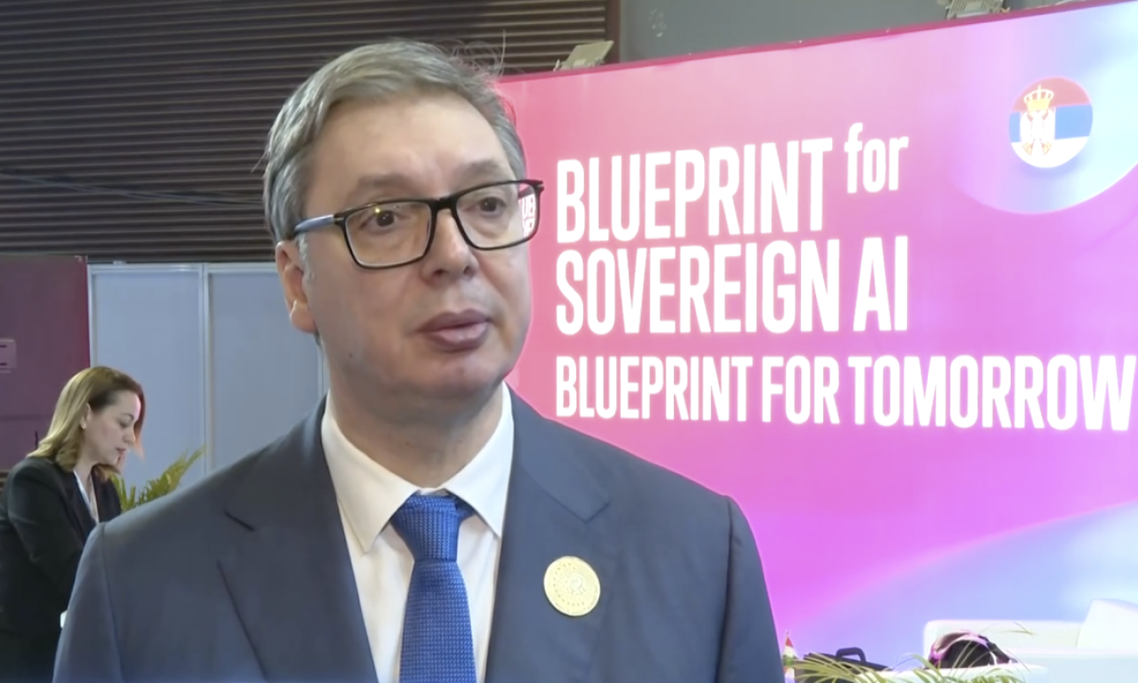 VUČIĆ GOVORI O VAŽNIM TEMAMA IZ NJU DELHIJA: "Mnogo mladih ljudi dolazilo na naš štand, veoma sam zadovoljan" (VIDEO)