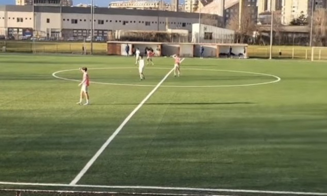 HAOS NA UTAKMICI KADETA Roditelji iz Jagodine prebijeni na tribinama u Nišu, policija reagovala (VIDEO)