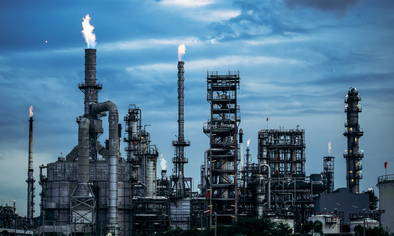 MAĐARSKA OSLOBAĐA 250.000 TONA NAFTE IZ REZERVI Saopšteno i zašto je povučen taj potez