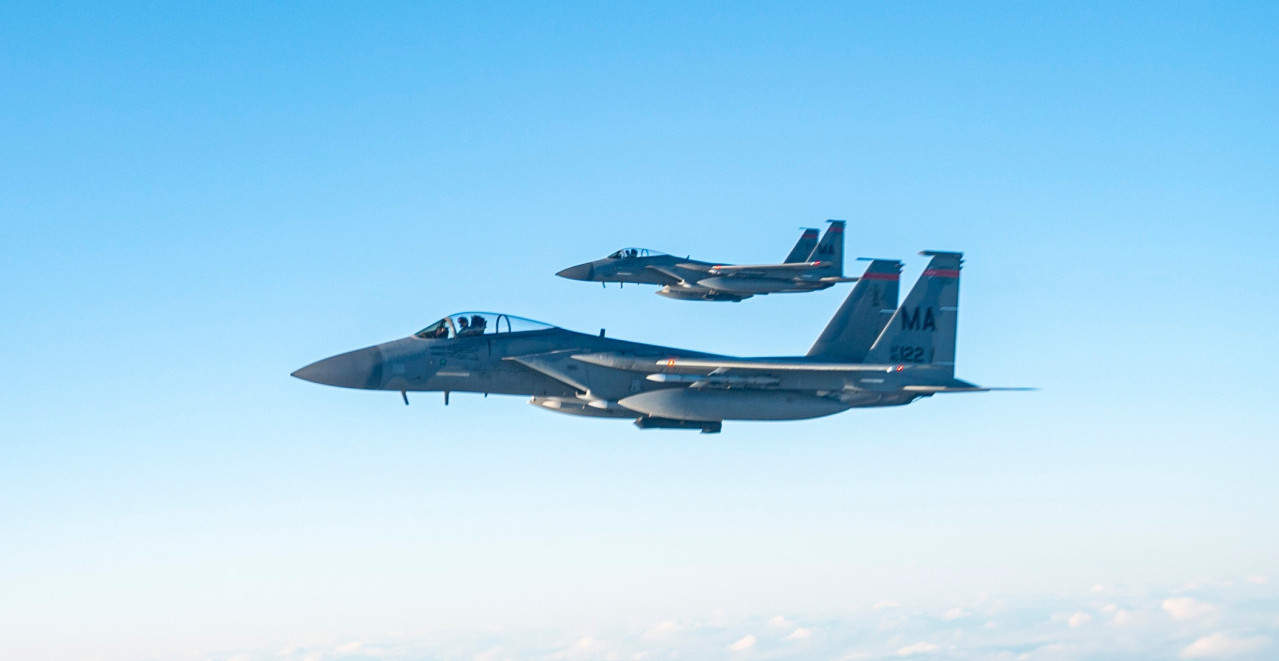 HITNO! AMERIKA DIGLA BORBENE AVIONE Napeto na nebu iznad Aljaske, evo šta se dešava