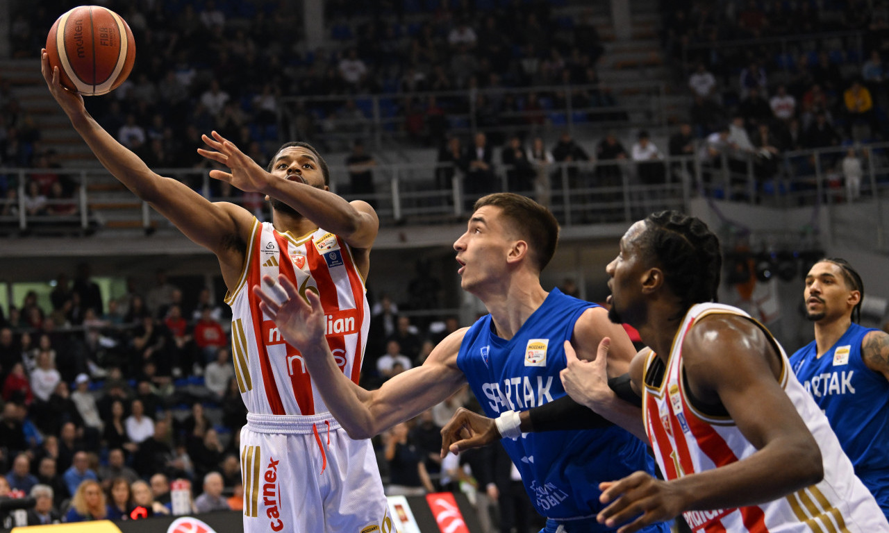 CRVENA ZVEZDA PRVI FINALISTA KUPA RADIVOJA KORAĆA Crveno-beli se mučili pa pregazili Spartak (FOTO)