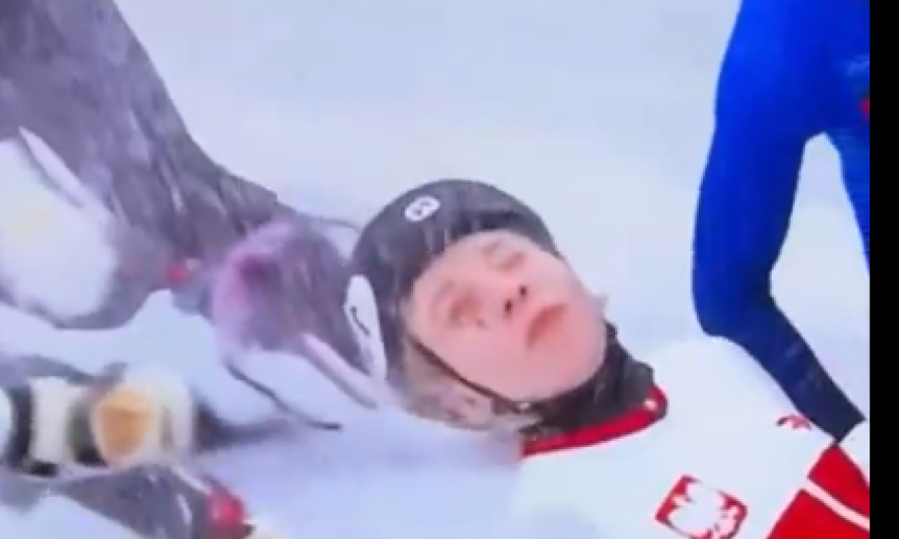 (UZNEMIRUJUĆI SNIMAK) HOROR NA ZIMSKIM OLIMPIJSKIM IGRAMA! Poljakinja povredila glavu, a malo je falilo da zadobije jezivu povredu