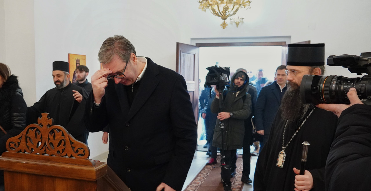 „NE MORAM DA SE SLAŽEM SA SVAKIM EPISKOPOM, ALI...“: Predsednik Vučić o značaju SPC i vaspitanju onih koji psuju sveštenike!
