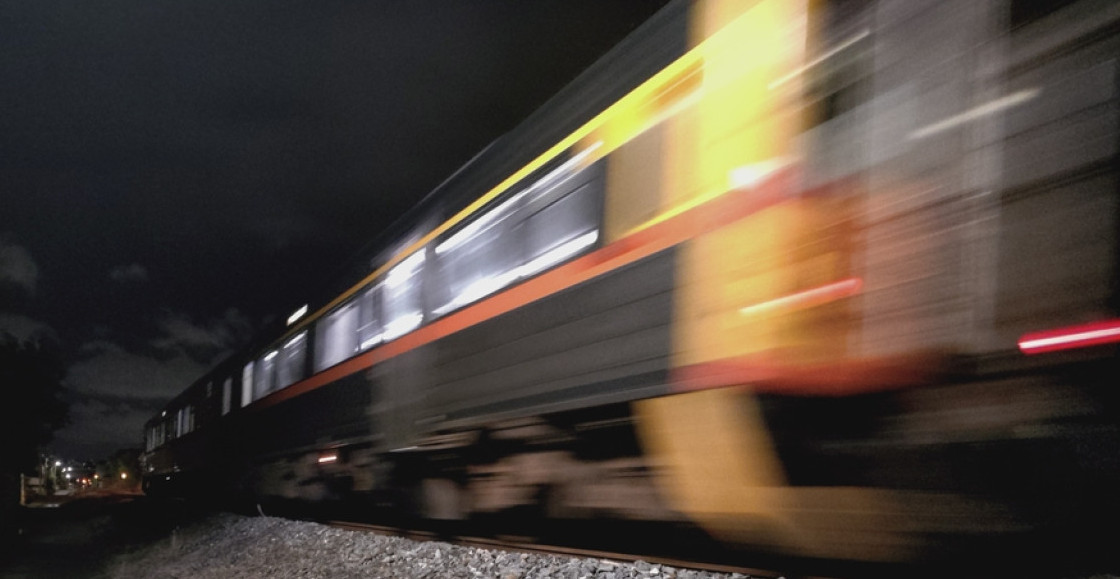 RAKOVICA U SUZAMA ZBOG ŽENE KOJU JE UBIO VOZ Evo šta kažu očevici, iza sebe ostavila čak troje dece, tuga do neba!