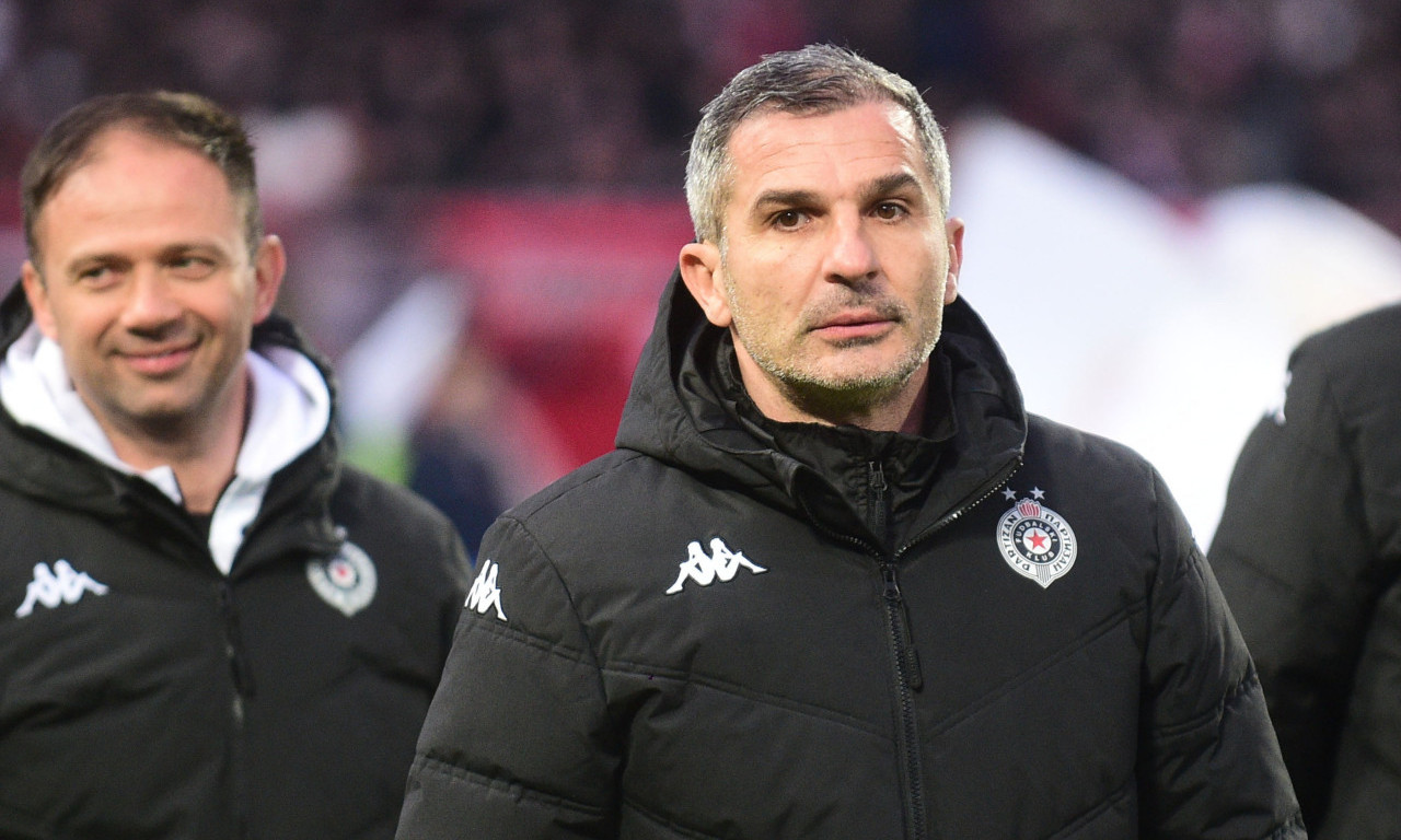MIJATOVIĆ DAJE OTKAZ STOJAKOVIĆU! Derbi mu presudio - evo ko ga menja na klupi Partizana