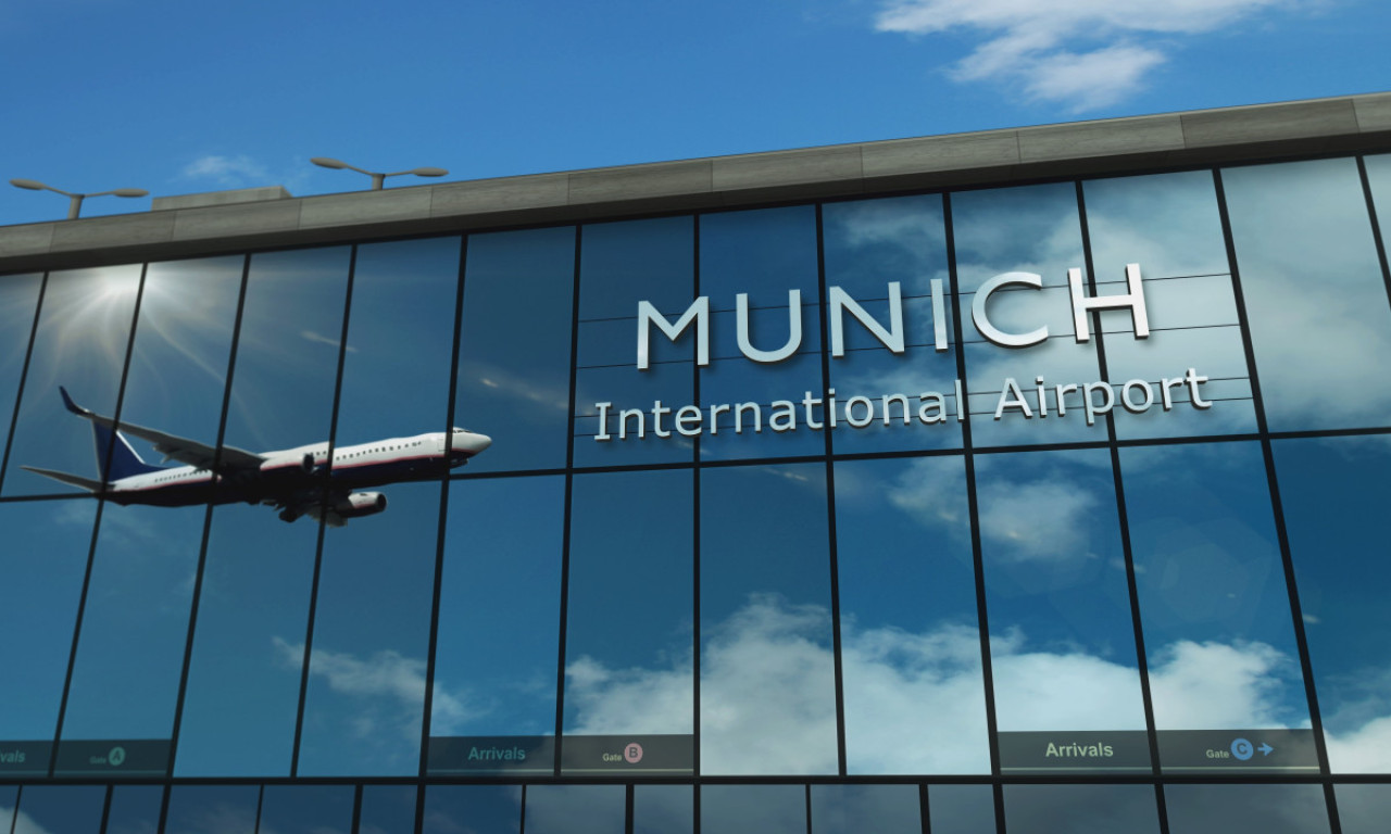 500 PUTNIKA SE CELU NOĆ SMRZAVALO U AVIONU Filmska drama na aerodromu u Minhenu! Nisu mogli da mrdnu (FOTO)