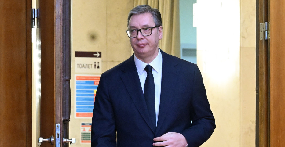 VANREDNA SEDNICA SAVETA ZA NACIONALNU BEZBEDNOST ZBOG SKOKA CENA NAFTE! Predsedavaće predsednik Vučić