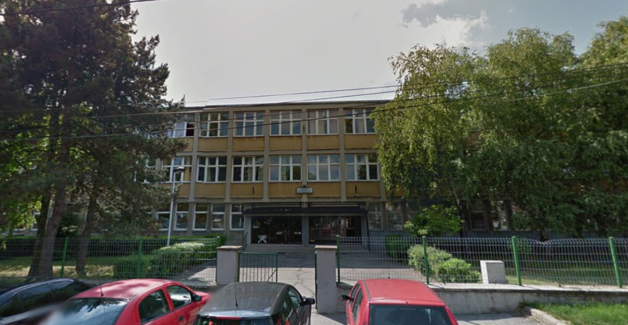 "PESMA O SMRTI" I DATUM MASAKRA: Detalji jezive objave đaka (14) iz Zemuna, roditelji u panici