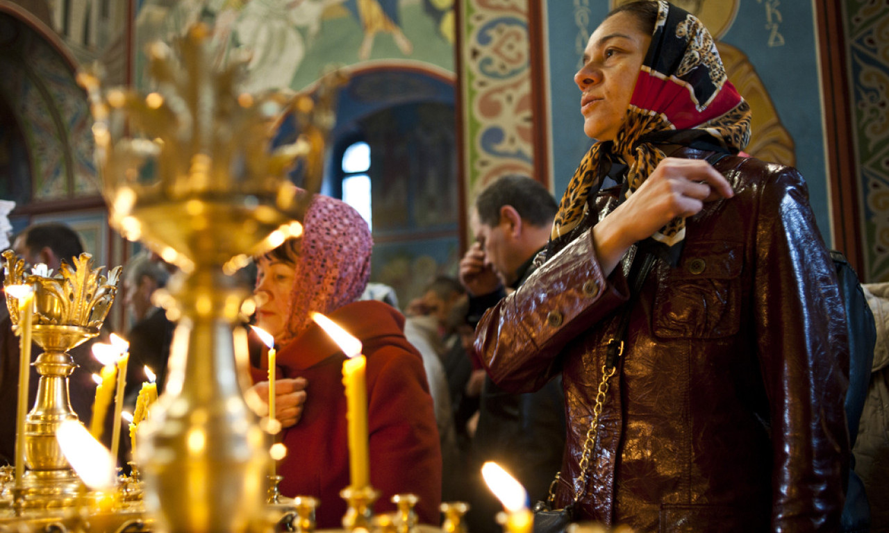 DA LI ŽENA SME DA SE PRIČESTI TOKOM CIKLUSA? Evo šta kaže veroučiteljka Andrea Kereš o dilemi koja muči žene