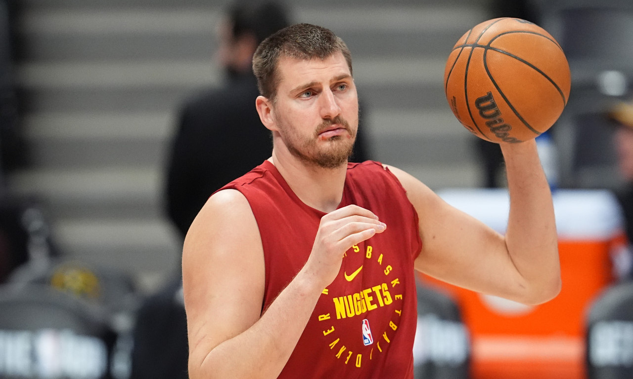 JOKIĆ UŠAO U PANTEON BESMRTNIH! Srbin razbio NBA novim rekordom, rame uz rame sa samo tri legende NBA (FOTO)