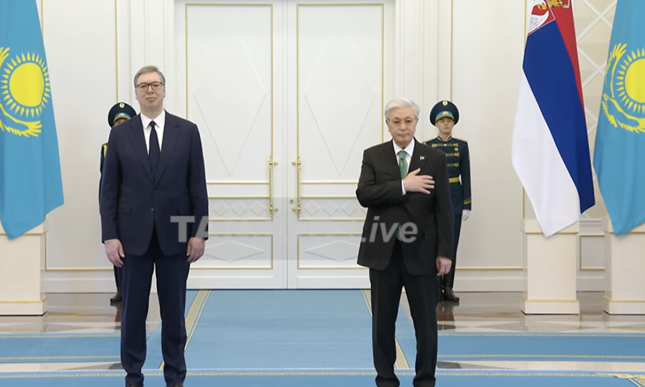 VUČIĆ SVEČANO DOČEKAN U KAZAHSTANU Najviše počasti za predsednika Srbije (VIDEO)