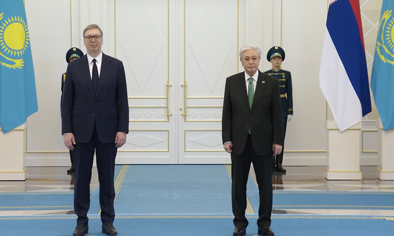 POGLEDAJTE SVEČANI DOČEK VUČIĆA U KAZAHSTANU Najviše počasti za predsednika Srbije (VIDEO)