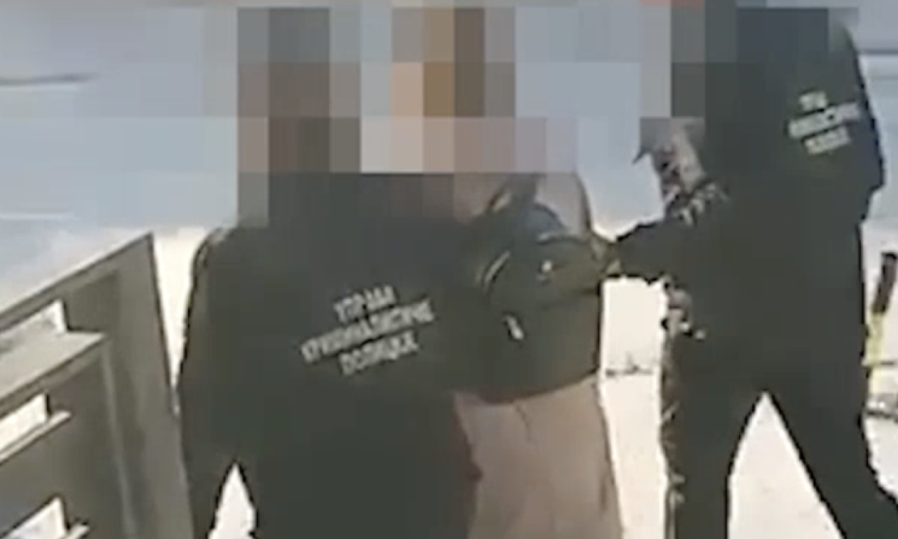 PROGANJALA RUKOVODIOCE MUP-A: Uhapšena devojka (24) u Beogradu