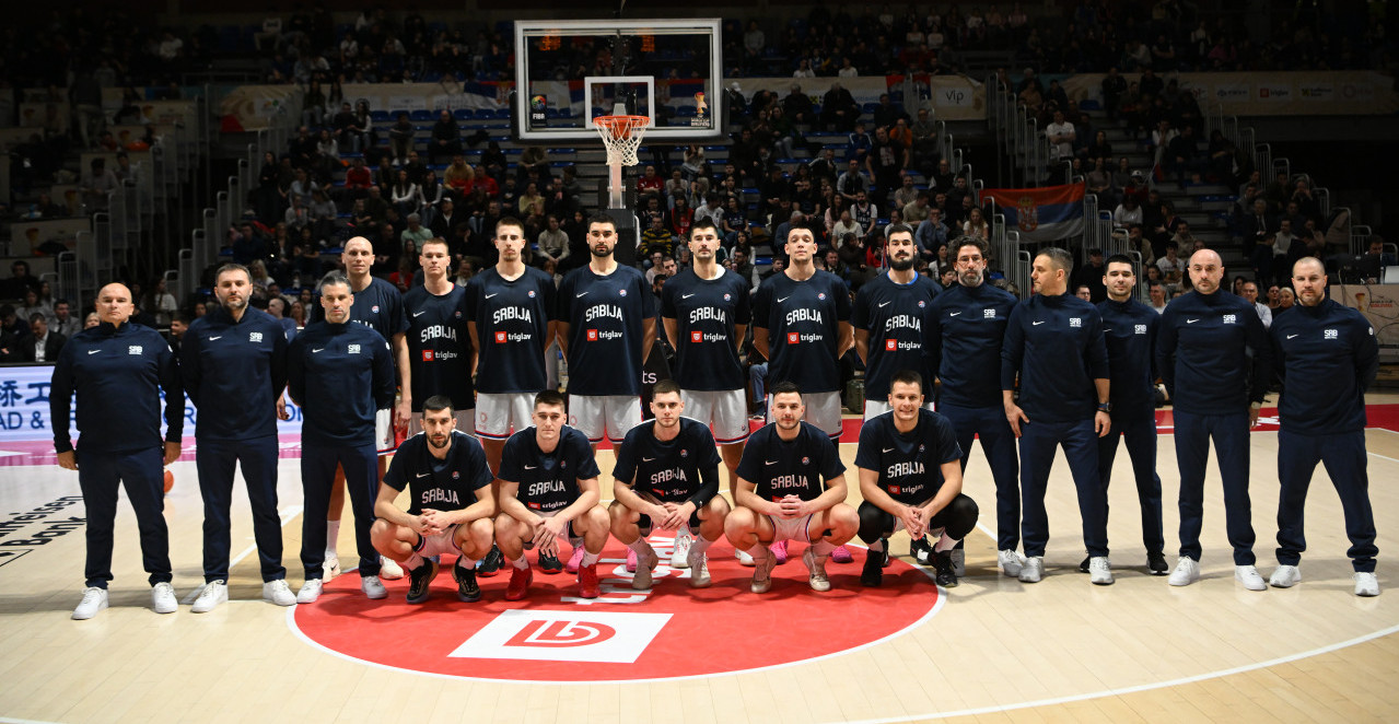 ORLOVI NAPADAJU TURKE ZA PRVO MESTO! Atamanovi izabranici još uvek vode, Srbija pokušava da uhvati priključak