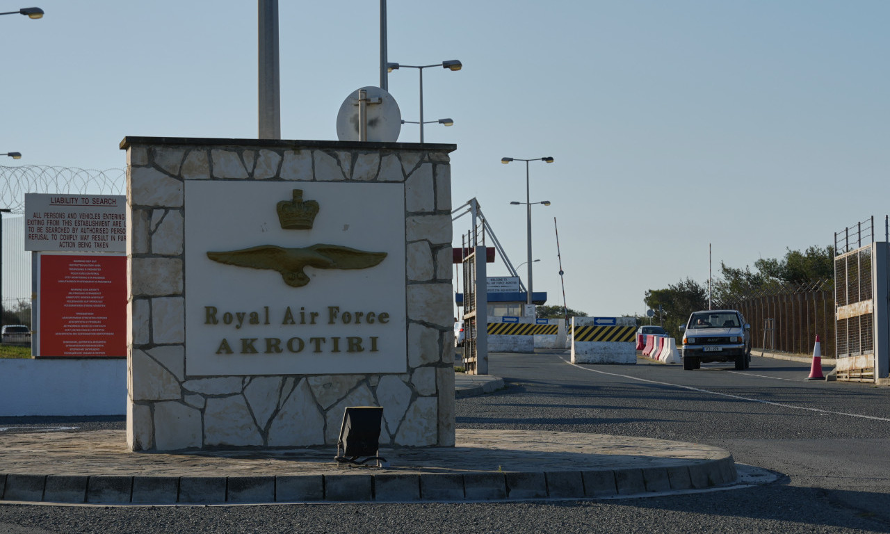 OTKRIVENO ODAKLE JE DOŠAO DRON KOJI JE POGODIO BRITANSKU BAZU NA KIPRU! Ministar saopštio detalje