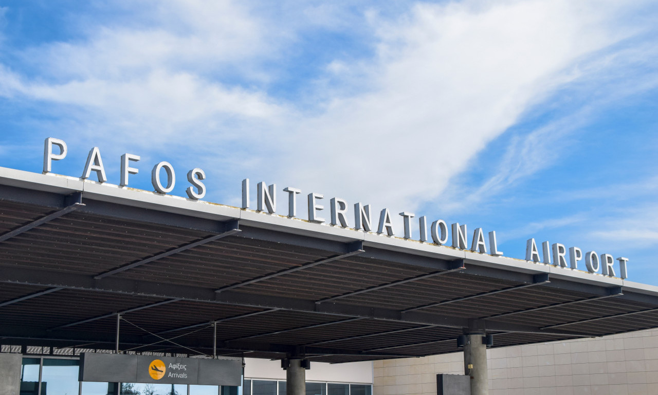 HITNO EVAKUISAN AERODROM NA KIPRU!