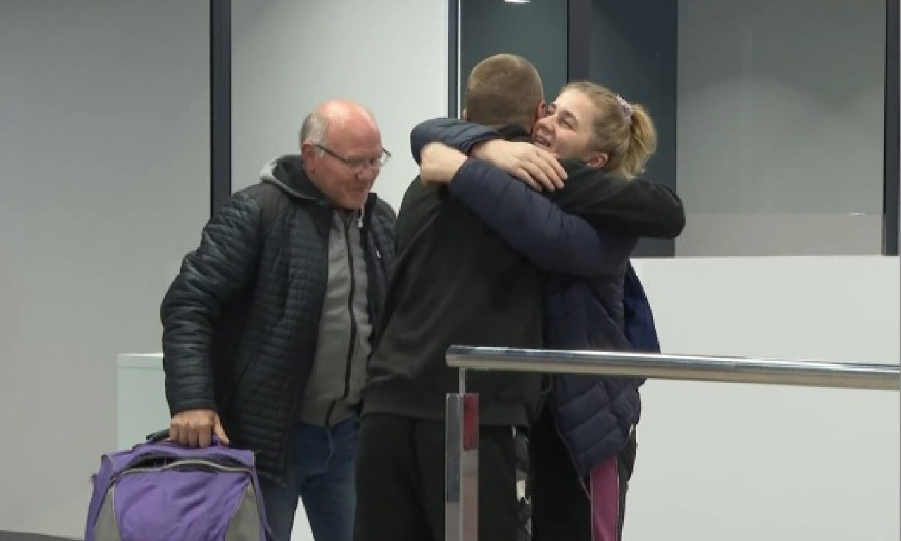 SRBI SA LETA IZ IZRAELA OPISALI PAKAO KROZ KOJI SU PROŠLI: Podsetilo me na bombardovanje '99, po nebu rakete... (VIDEO)