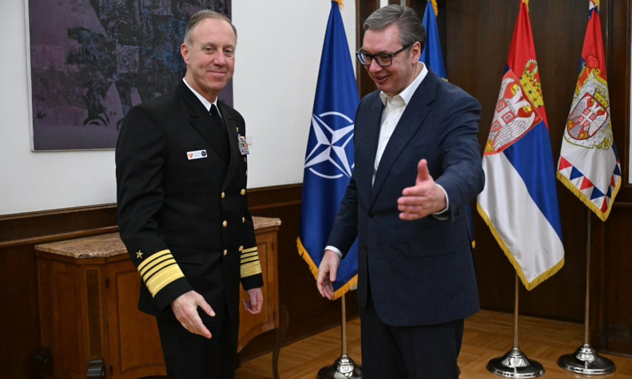 VUČIĆ SE SASTAO SA KOMANDANTOM NATO: Predsednik insistirao na jednoj stvari (FOTO)