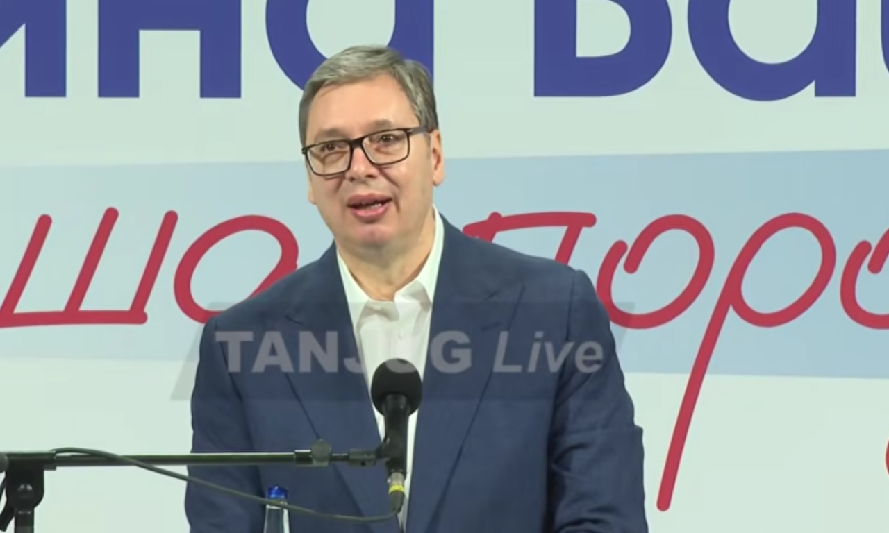 VUČIĆ GOVORI NA SKUPU U BAJINOJ BAŠTI: "Pre godinu dana pokušali su i spolja i iznutra da zadaju završni udarac Srbiji" (VIDEO)