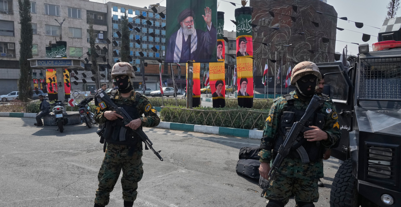 ŠOK U TEHERANU! Avion vrhovnog vođe uništen