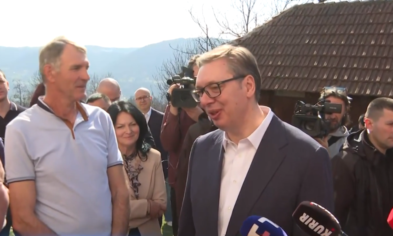 VUČIĆ U POSETI PORODICI RAKOVIĆ: "Uradiće se i brza saobraćajnica od Požege do Užica" (VIDEO)