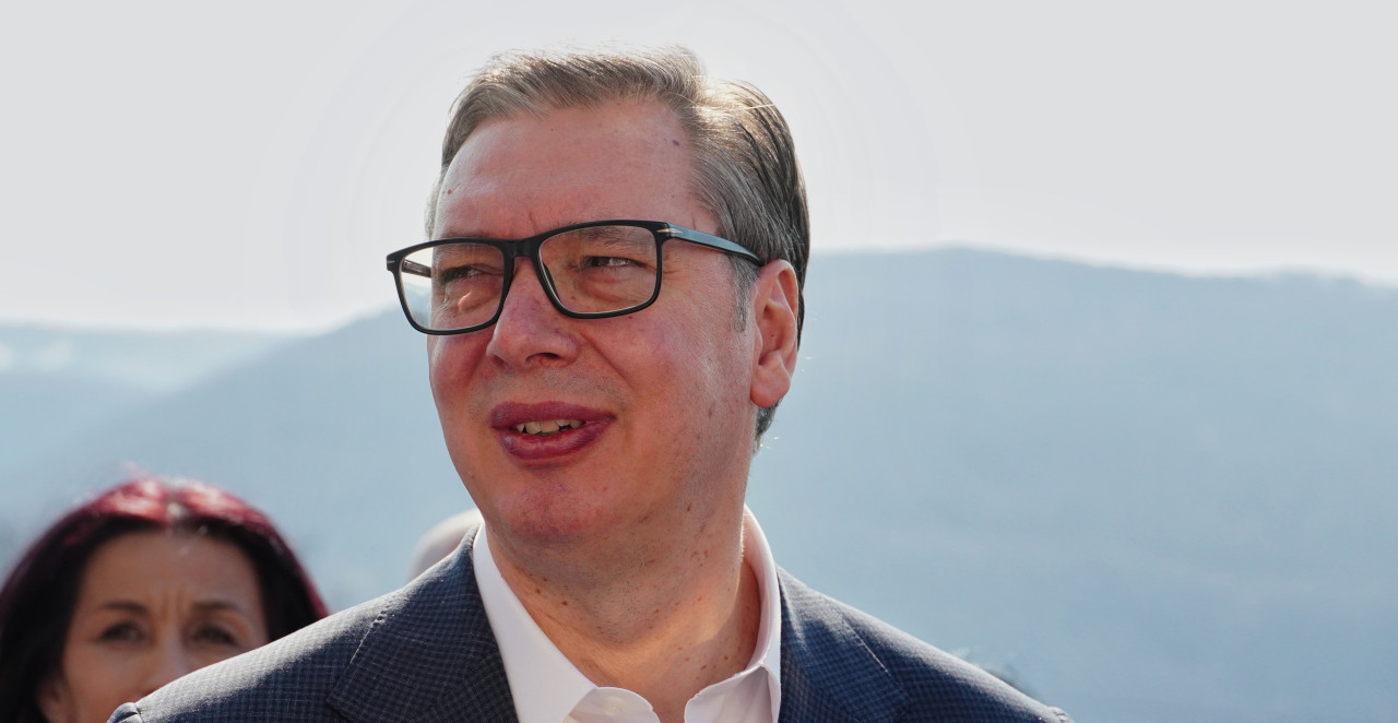 VUČIĆ OBILAZI SELO KOTRAŽA U LUČANIMA! Ljudi iznose zahteve predsedniku (VIDEO)